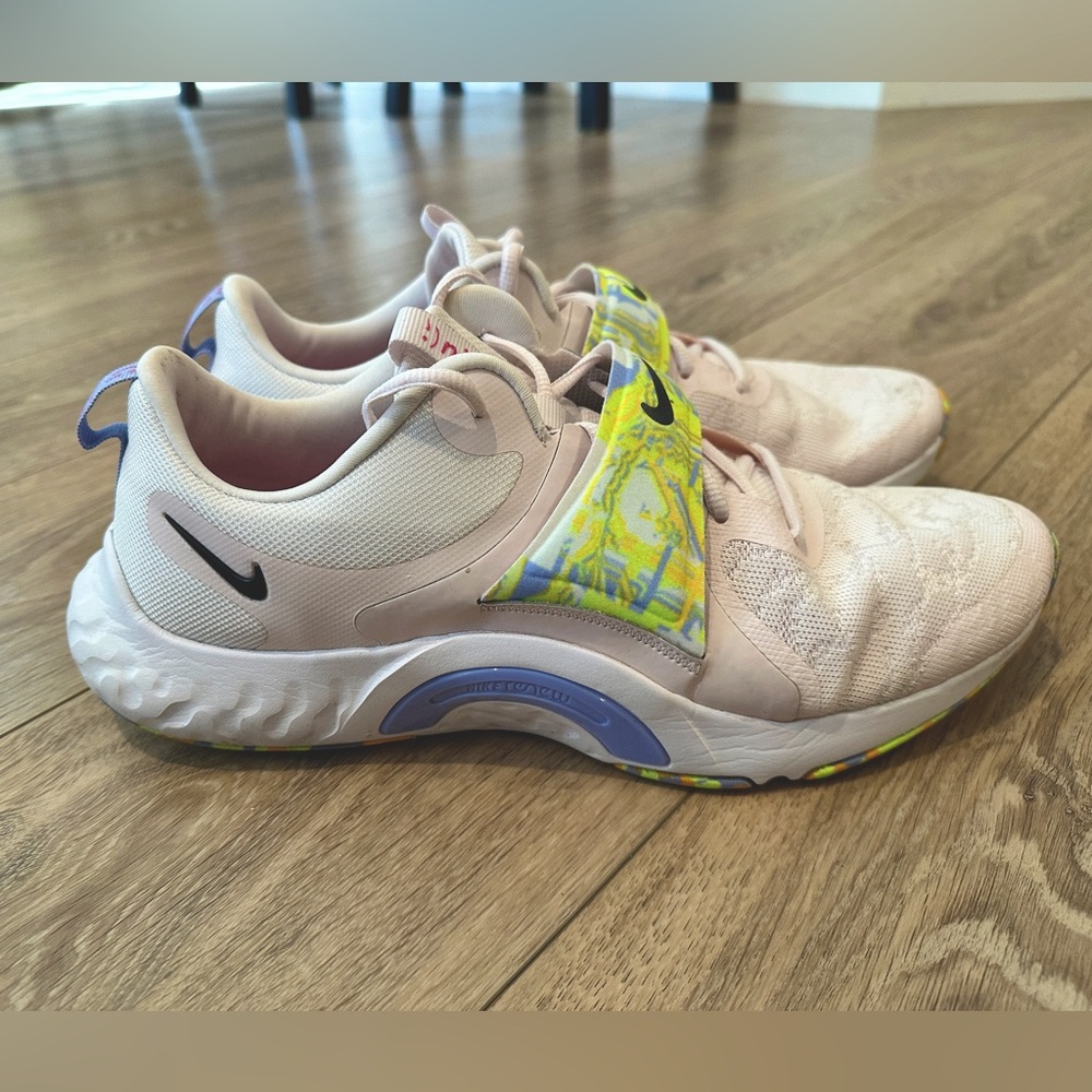 Nike Renew In-Season TR 12 PRM Training Shoes DM0947 001